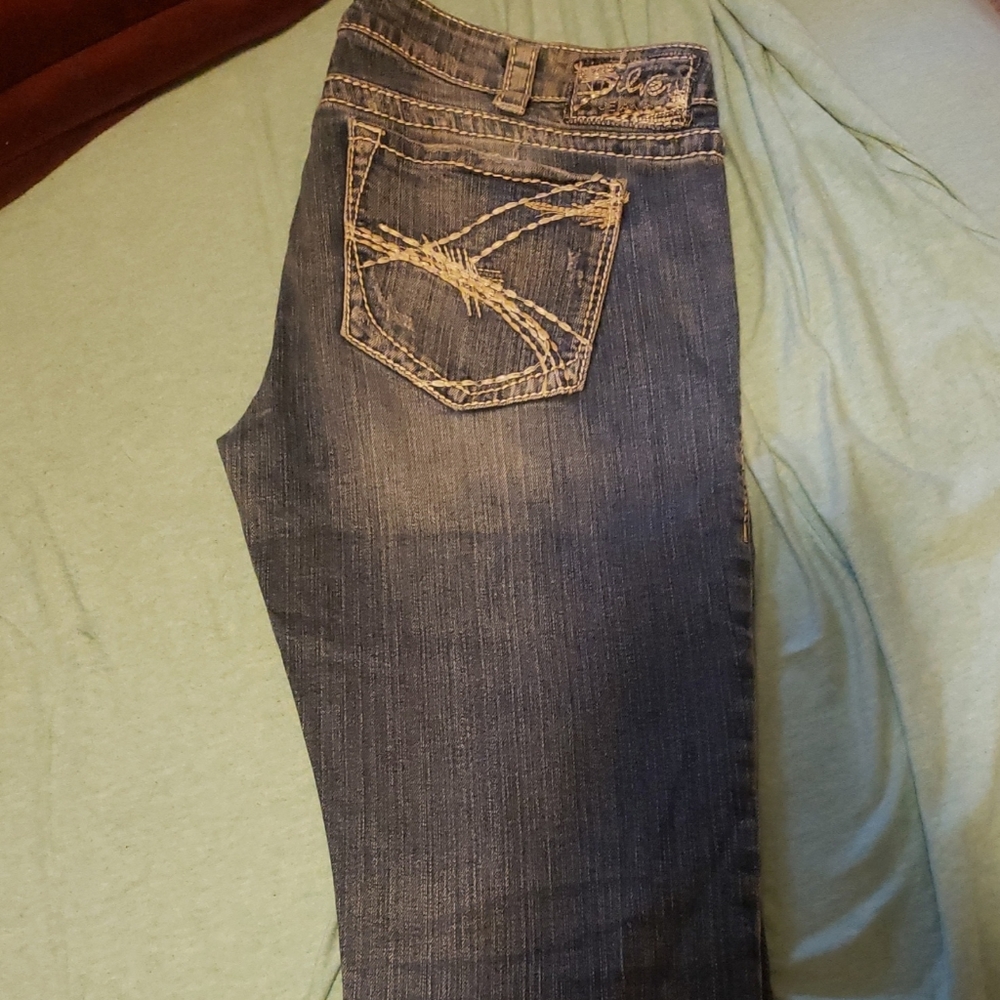 Jeans - Picture 9 of 10